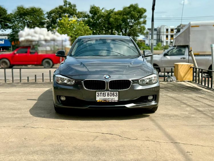 BMW Series 3 2014 316i Sedan เบนซิน ไม่ติดแก๊ส เกียร์อัตโนมัติ เทา รูปที่ 2