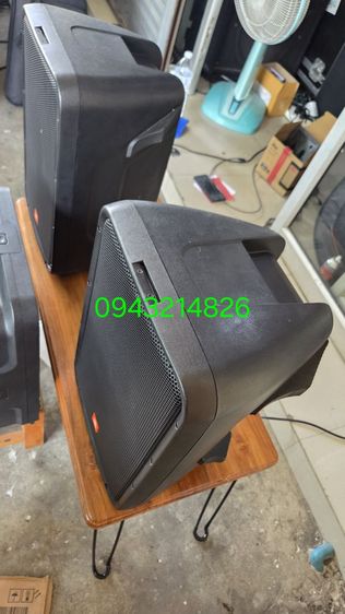 ลำโพง  JBL EON208P  สภาพดี มีรอยใช้งาน ไม่มีแตกหัก ดอก 8 นิ้ว กำลังขับ 300 วัตต์
8ช่อง บูลทูธ ได้
มีตัว สายแจ็ค 2เส้น 