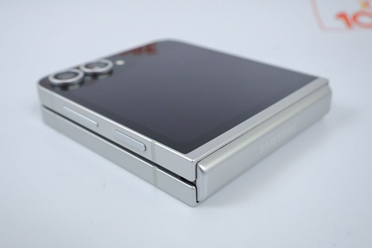 Samsung Galaxy Z Flip 6 12.256GB  รูปที่ 11
