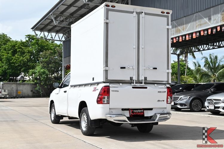 Toyota Hilux Revo 2021 2.4 Entry Pickup ดีเซล ไม่ติดแก๊ส เกียร์ธรรมดา ขาว รูปที่ 3