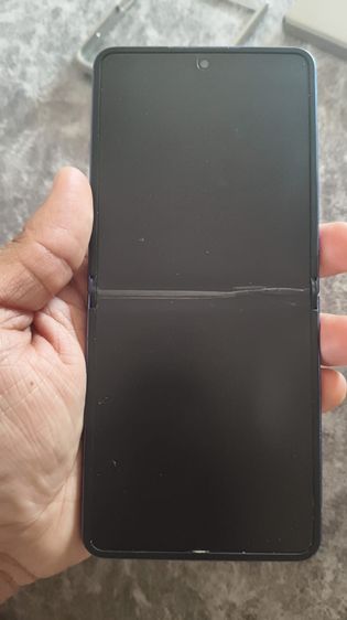 อื่นๆ 8 GB Samsung phone 