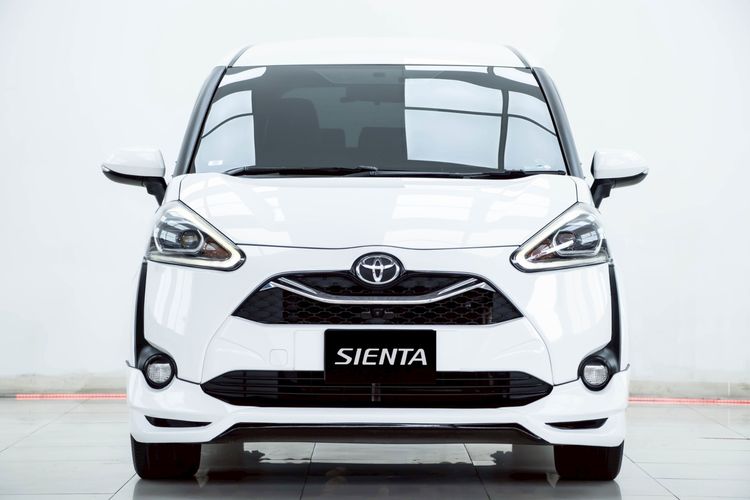 Toyota Sienta 2020 1.5 V Utility-car เบนซิน ไม่ติดแก๊ส เกียร์อัตโนมัติ ขาว รูปที่ 4