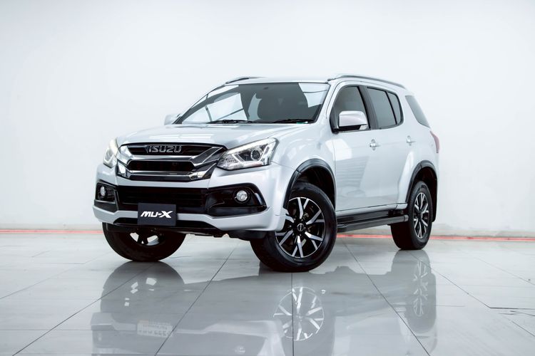 รถ Isuzu MU-X 1.9 The Onyx สี เทา