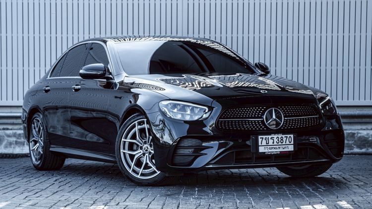 รถ Mercedes-Benz E-Class E220 สี ดำ