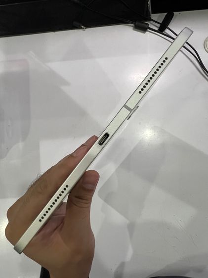ipad pro 11นิ้ว gen2 ปี2020 สีSilver 128gb cellular สีSilver เครื่องศูนย์ไทย สภาพใหม่ รูปที่ 4
