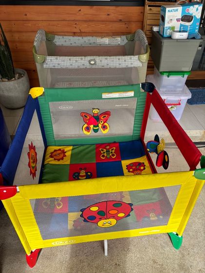 Graco Pack n Play square คอกเด็ก