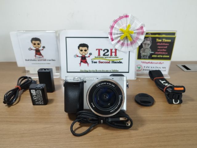 กล้องมิลเลอร์เลส กล้อง Sony A6400 สีเงิน พร้อมเลนส์ kit 16-50mm สภาพนางงาม ชัตเตอร์ 10xxx- อปก.ครบ ตามภาพ ใช้งานปกติ
ไม่มีตำหนิใดๆ
ราคา 17500-ครับ🙏🙇‍♂️
