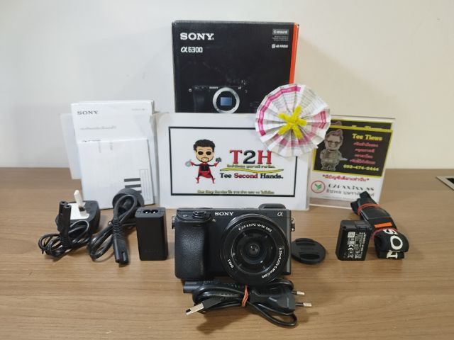 กล้องมิลเลอร์เลส กล้อง Sony A6300 พร้อมเลนส์ kit 16-50mm สีดำ สภาพนางงาม ชัตเตอร์ 8xxx- อปก.ครบกล่อง ตามภาพ ใช้งานปกติ ไม่มีตำหนิใดๆ
ราคา 13500-ครับ🙏🙇‍♂️
