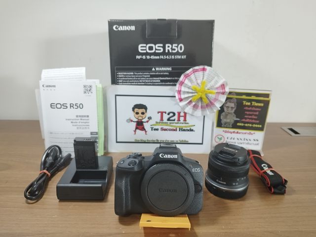 กล้องมิลเลอร์เลส กล้อง Canon R50 พร้อมเลนส์ Rf 18-45 ประกันเหลือยาวๆอีก2ปีกว่า ถึงวันที่ 29062571 สภาพนางงาม ชัตเตอร์หลักร้อย 5000 อปก.ครบกล่อง