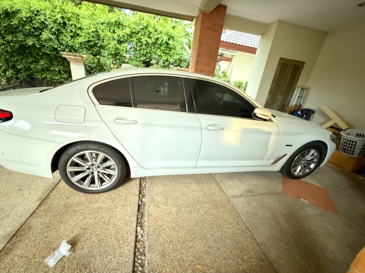 BMW Series 5 2023 530e Sedan เบนซิน ไม่ติดแก๊ส เกียร์อัตโนมัติ ขาว รูปที่ 4