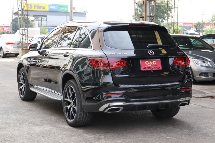 Mercedes-Benz GLC-Class 2018 GLC300e Sedan ปลั๊กอินไฮบริด (PHEV) เกียร์อัตโนมัติ ดำ รูปที่ 2