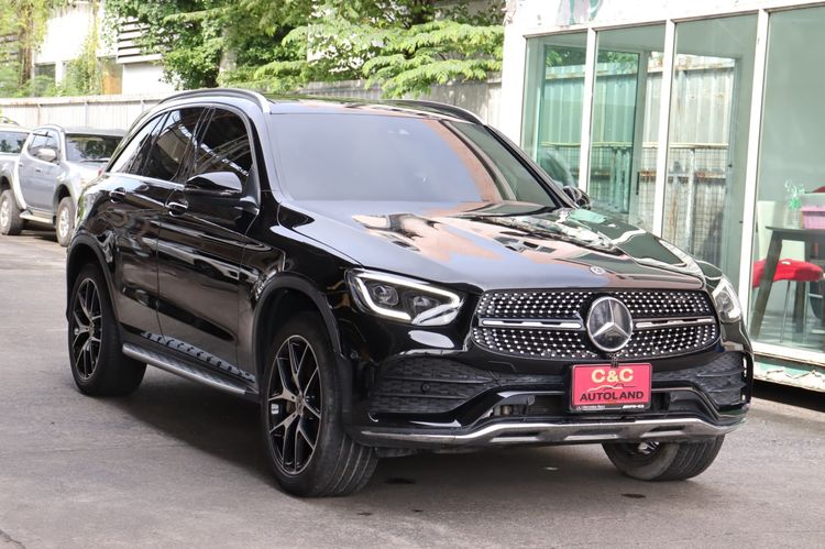 รถ Mercedes-Benz GLC-Class GLC300e สี ดำ