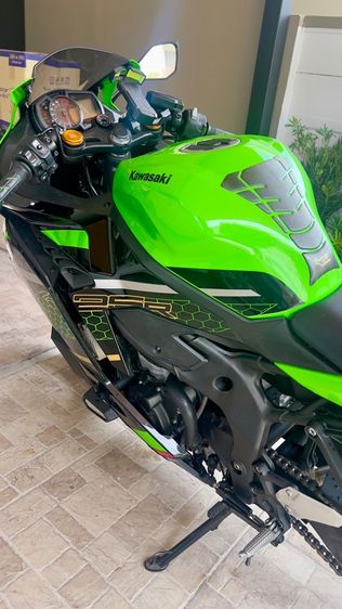 Kawasaki Ninja ZX-25R SE ABS ปี 2021 สภาพสวย พร้อมใช้งาน รูปที่ 5