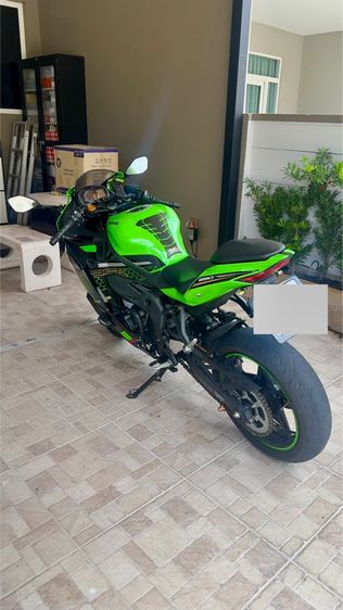 Kawasaki Ninja ZX-25R SE ABS ปี 2021 สภาพสวย พร้อมใช้งาน รูปที่ 9