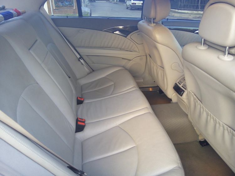 Mercedes-Benz E-Class 2006 E280 Sedan เบนซิน เกียร์อัตโนมัติ บรอนซ์เงิน รูปที่ 4