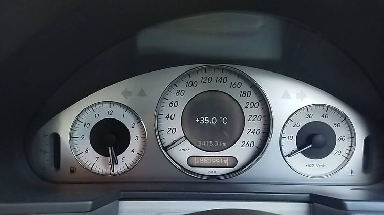 Mercedes-Benz E-Class 2006 E280 Sedan เบนซิน เกียร์อัตโนมัติ บรอนซ์เงิน รูปที่ 2