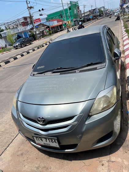 รถ Toyota Vios 1.5 J สี บรอนซ์เงิน