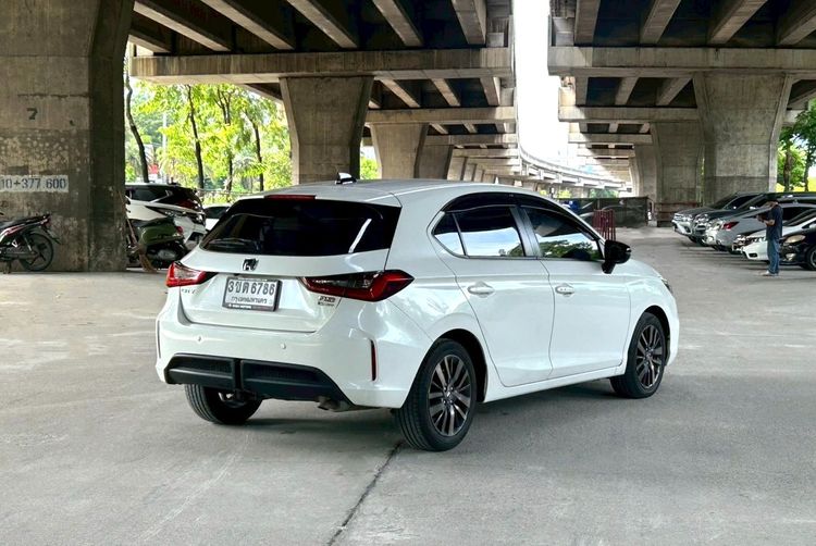 Honda City 2022 1.5 e:HEV RS Sedan ไฮบริด ไม่ติดแก๊ส เกียร์อัตโนมัติ ขาว รูปที่ 2