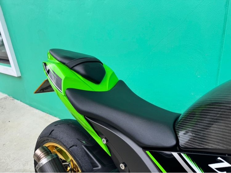 Kawasaki ZX-10R สีเขียว ปี2016ล้อ Marchesini เบิกใหม่ 140,000฿  รูปที่ 6