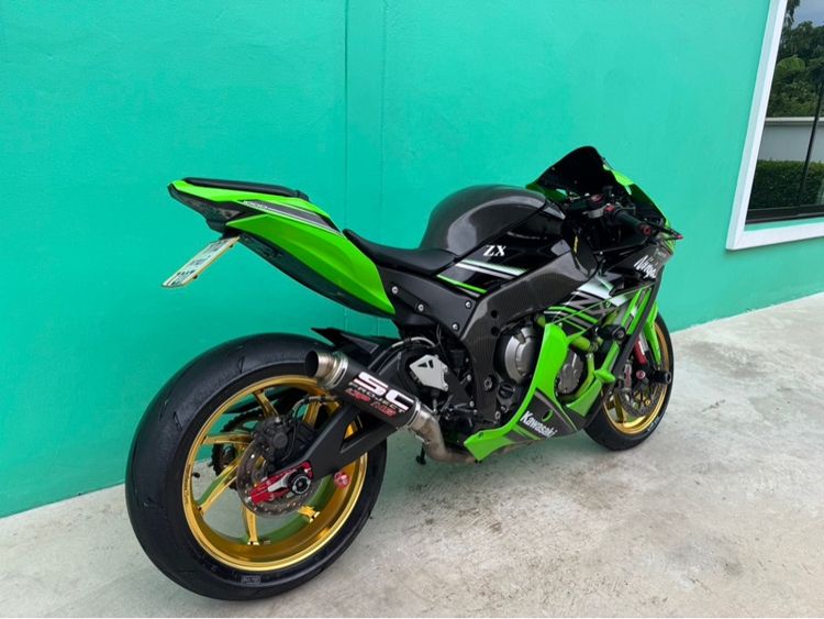 Kawasaki ZX-10R สีเขียว ปี2016ล้อ Marchesini เบิกใหม่ 140,000฿  รูปที่ 3