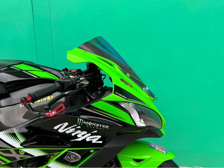 Kawasaki ZX-10R สีเขียว ปี2016ล้อ Marchesini เบิกใหม่ 140,000฿  รูปที่ 4