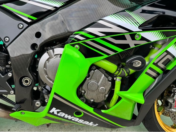Kawasaki ZX-10R สีเขียว ปี2016ล้อ Marchesini เบิกใหม่ 140,000฿  รูปที่ 7