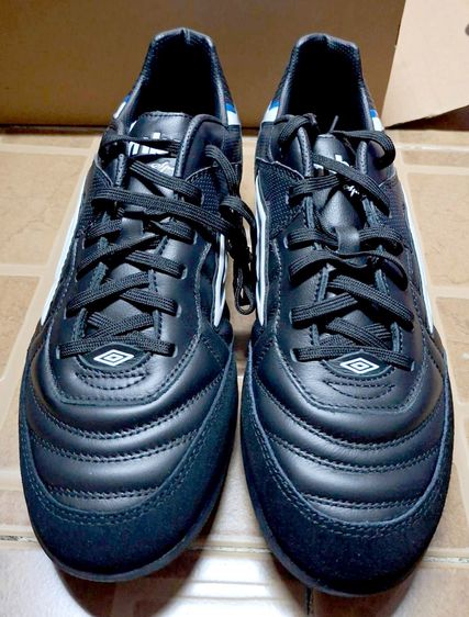 รองเท้า 100 ปุ่ม UMBRO Speciali Eternal Team NT TF (แท้ห้าง)