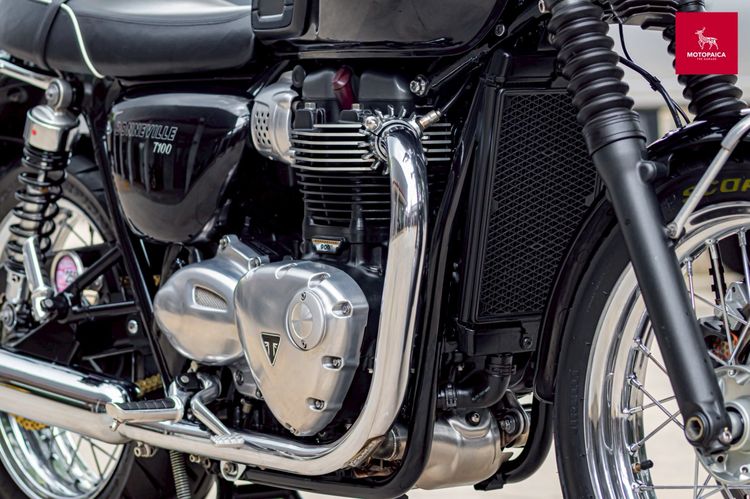 Triumph Bonneville T100 ปี2017 สีดำเงา วิ่ง14,000Km. สภาพใหม่มาก รูปที่ 8