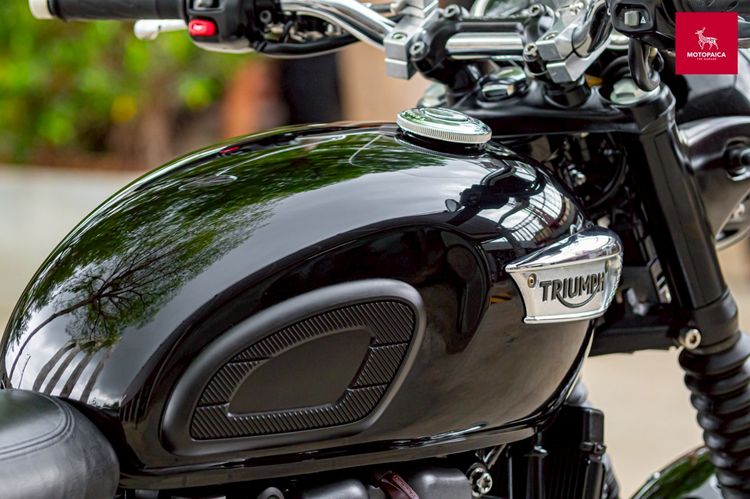 Triumph Bonneville T100 ปี2017 สีดำเงา วิ่ง14,000Km. สภาพใหม่มาก รูปที่ 15
