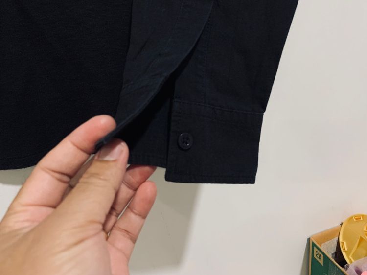 เสื้อแขนยาว ZARA MAN แท้ 💯 size วัดจริงขนาดอก 19.5 ยาว 27 นิ้ว สภาพดีมาก ดีเทลสวยทรงสวย เนื้อผ้ายืดหยุนดีมาก หายากน่าสะสมครับ รูปที่ 4
