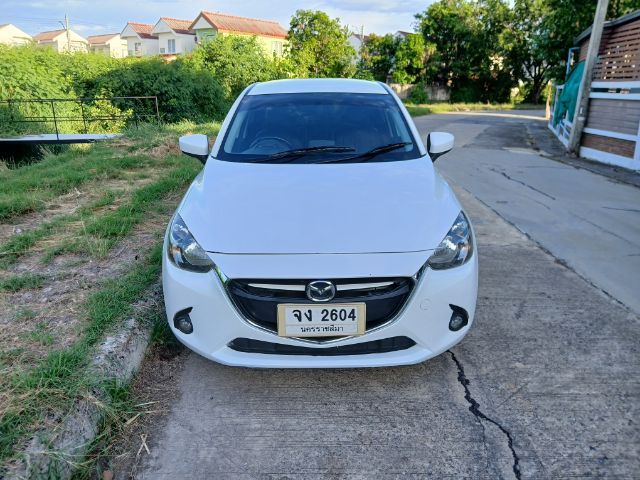 Mazda Mazda 2 2016 1.3 High Plus Sedan เบนซิน ไม่ติดแก๊ส เกียร์อัตโนมัติ ขาว รูปที่ 2