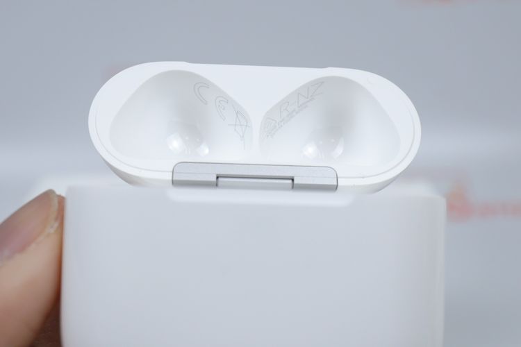 AirPods 4 รูปที่ 8