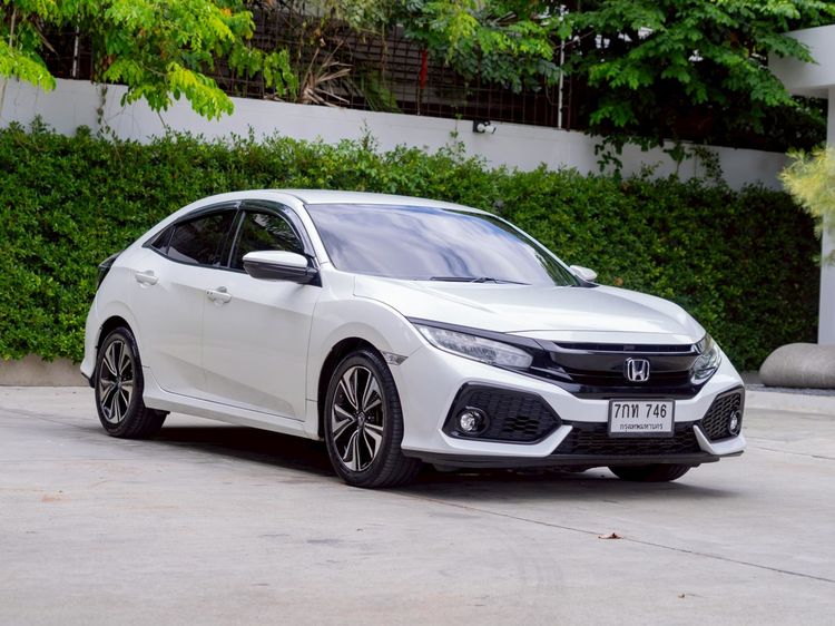รถ Honda Civic 1.5 Turbo สี ขาว