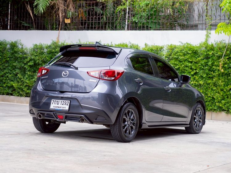 Mazda Mazda 2 2018 1.3 Sports High Plus Sedan เบนซิน ไม่ติดแก๊ส เกียร์อัตโนมัติ เทา รูปที่ 4