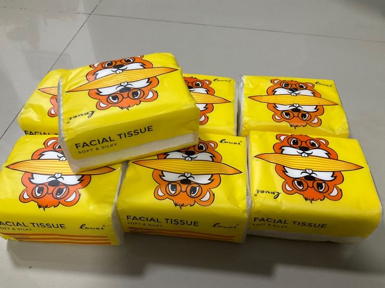 ทิชชู่ 3 ชั้น 200 แผ่นต่อห่อ ทำจากเยื่อไม้ธรรมชาติ ใช้อย่างมั่นใจ ห่อละ 4 บาท โหลละ 40 บาท