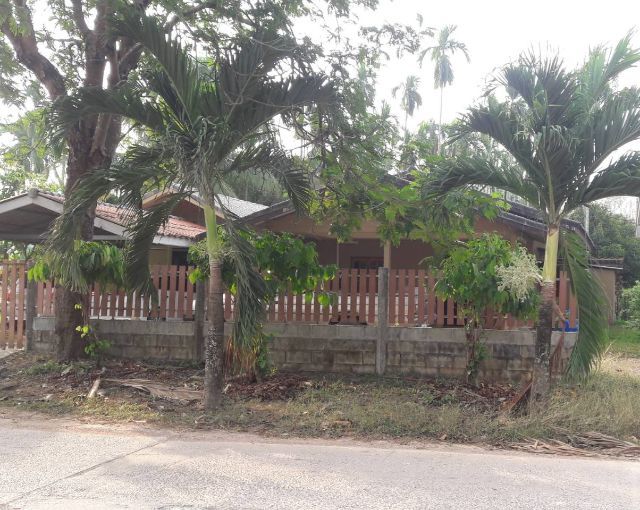 ขายบ้านเดียว 2 หลัง 370 ตรว. โอนให้ฟรี รูปที่ 2