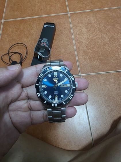 เงิน ขายนาฬิกา Seiko 5 Sports Automatic มือสอง