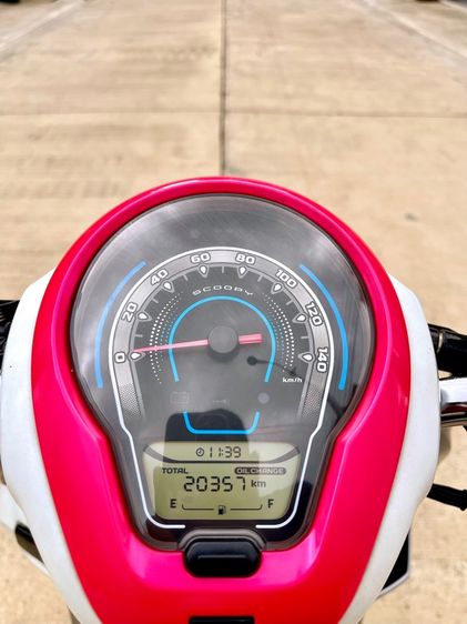 ขาย HONDA SCOOPY i ตัวรีโมท ปี2023 ตัวท็อปสุดล้อแม็ก รถที่บ้านใช้เองครับ คุณป้าครับไปซื้อของที่ตลาดเช้า-เย็นเองครับ ภาษี69 รูปที่ 10