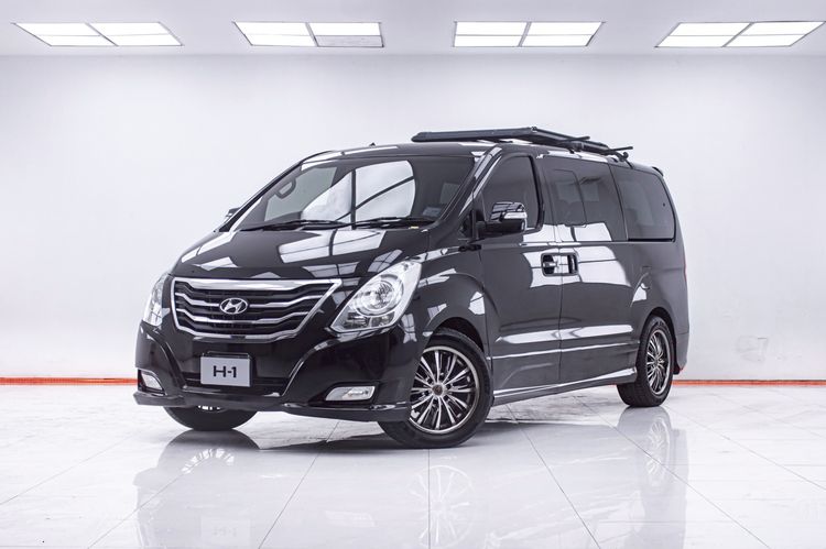 รถ Hyundai H-1  2.5 Elite สี ดำ