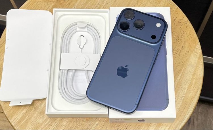 256 GB iphone 17 pro 256 สภาพใหม่มาก