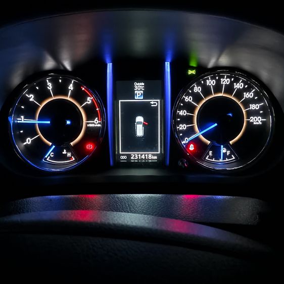 Toyota Fortuner 2015 2.4 V Utility-car ดีเซล ไม่ติดแก๊ส เกียร์อัตโนมัติ ดำ รูปที่ 3