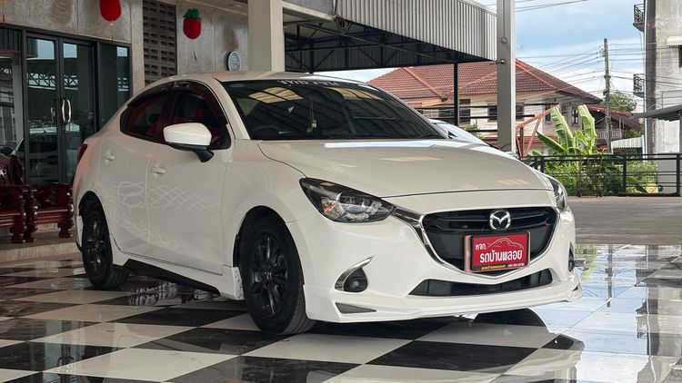 Mazda Mazda 2 2019 1.3 High Connect Sedan เบนซิน ไม่ติดแก๊ส เกียร์อัตโนมัติ ขาว รูปที่ 3