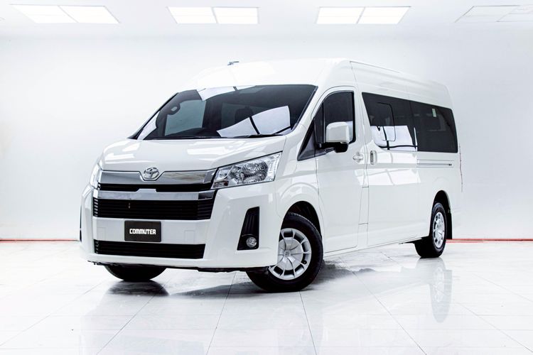 รถ Toyota Commuter 2.8 สี ขาว