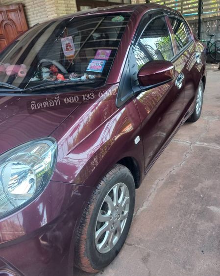 Honda Brio 2013 1.2 Amaze V Sedan เบนซิน เกียร์อัตโนมัติ แดง รูปที่ 2