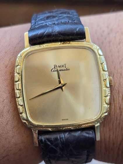 นาฬิกา​ PIAGET Microroter24k 18k Solid Gold ฝาหลังสลักชื่อ 2เข็ม ขอบลายหิน ตัวเรือนทองคำ​18k​ รูปที่ 2