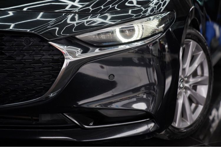 Mazda Mazda3 2020 2.0 SP Sports Utility-car เบนซิน ไม่ติดแก๊ส เกียร์อัตโนมัติ ดำ รูปที่ 4