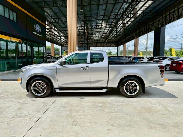 Isuzu D-MAX 2024 1.9 Hi-Lander L Pickup ดีเซล ไม่ติดแก๊ส เกียร์ธรรมดา บรอนซ์เงิน รูปที่ 4