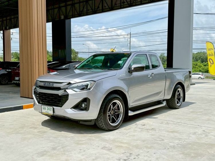 Isuzu D-MAX 2024 1.9 Hi-Lander L Pickup ดีเซล ไม่ติดแก๊ส เกียร์ธรรมดา บรอนซ์เงิน