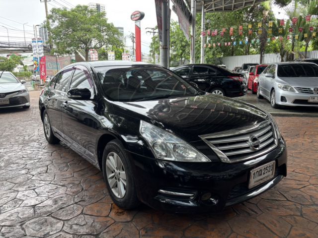รถ Nissan Teana 2.0 XL สี ดำ
