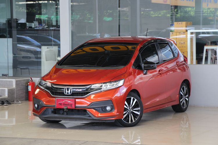 รถ Honda Jazz 1.5 RS i-VTEC สี ส้ม